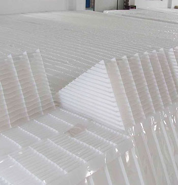 б������